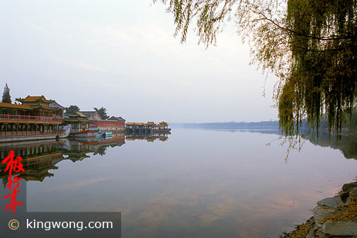  A view of the Kunming Lake