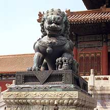 Gugong(The Palace Museum)-- Bronze Lion,Gugong