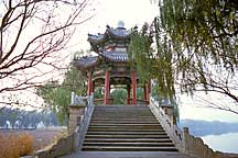 Pavillion atop a bridge,Yiheyuan