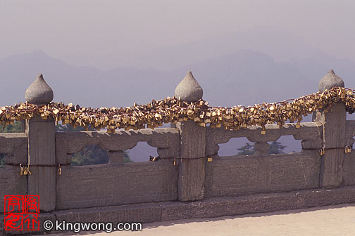 䵱ɽ -  Wudangshan ( Wudang Mountains ) - Locks