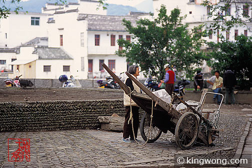 պ Anhui's Hongcun village