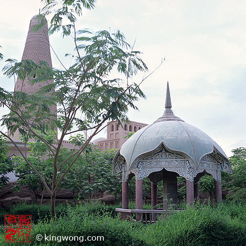 չ Sugong Ta (Emin Minaret)