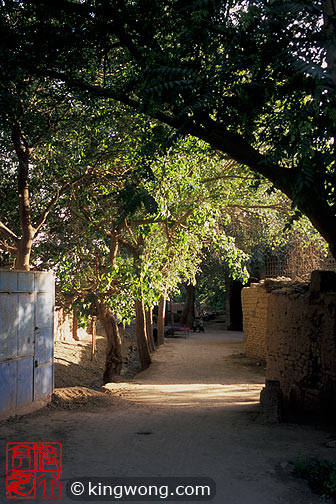 ³ - ֵ Tulufan (Turfan) - Erabaoxiang alley