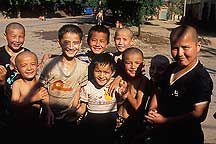 Picture of ³ - ĺ Tulufan (Turfan) - Erabaoxiang Children